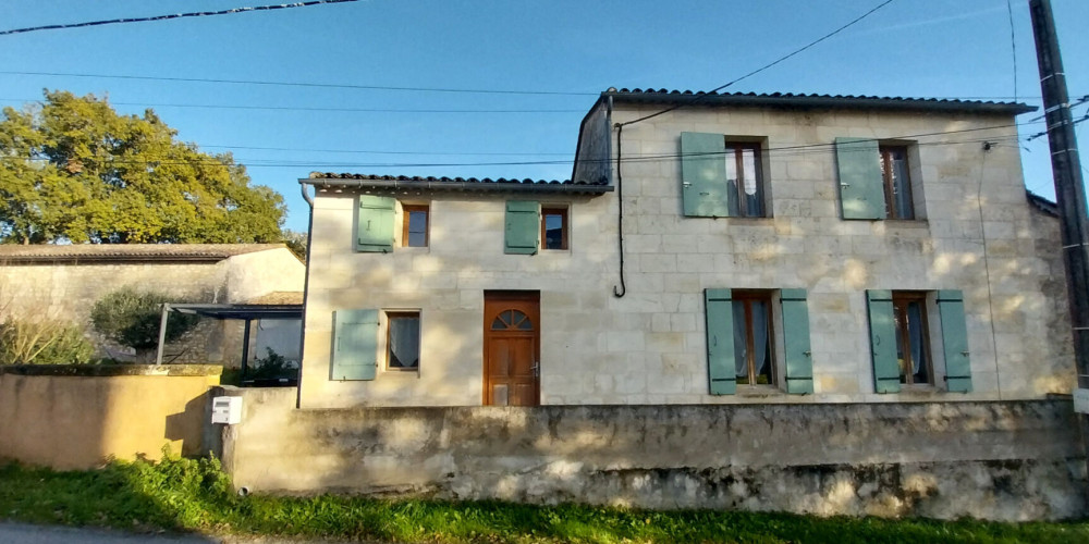 maison à LUGON ET L ILE DU CARNAY (33240)